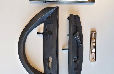 Airlie sliding door handle kit - 2010 to current (Keyed barrel sold separately)