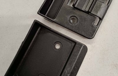 SD2 flyscreen door latches (1995 - 2005)