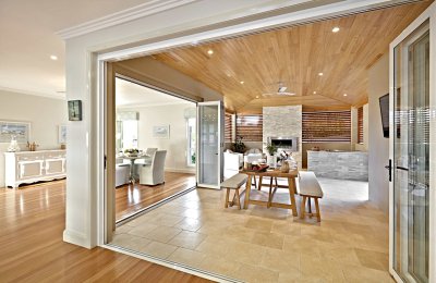Signature bi-fold doors (screens N/A)