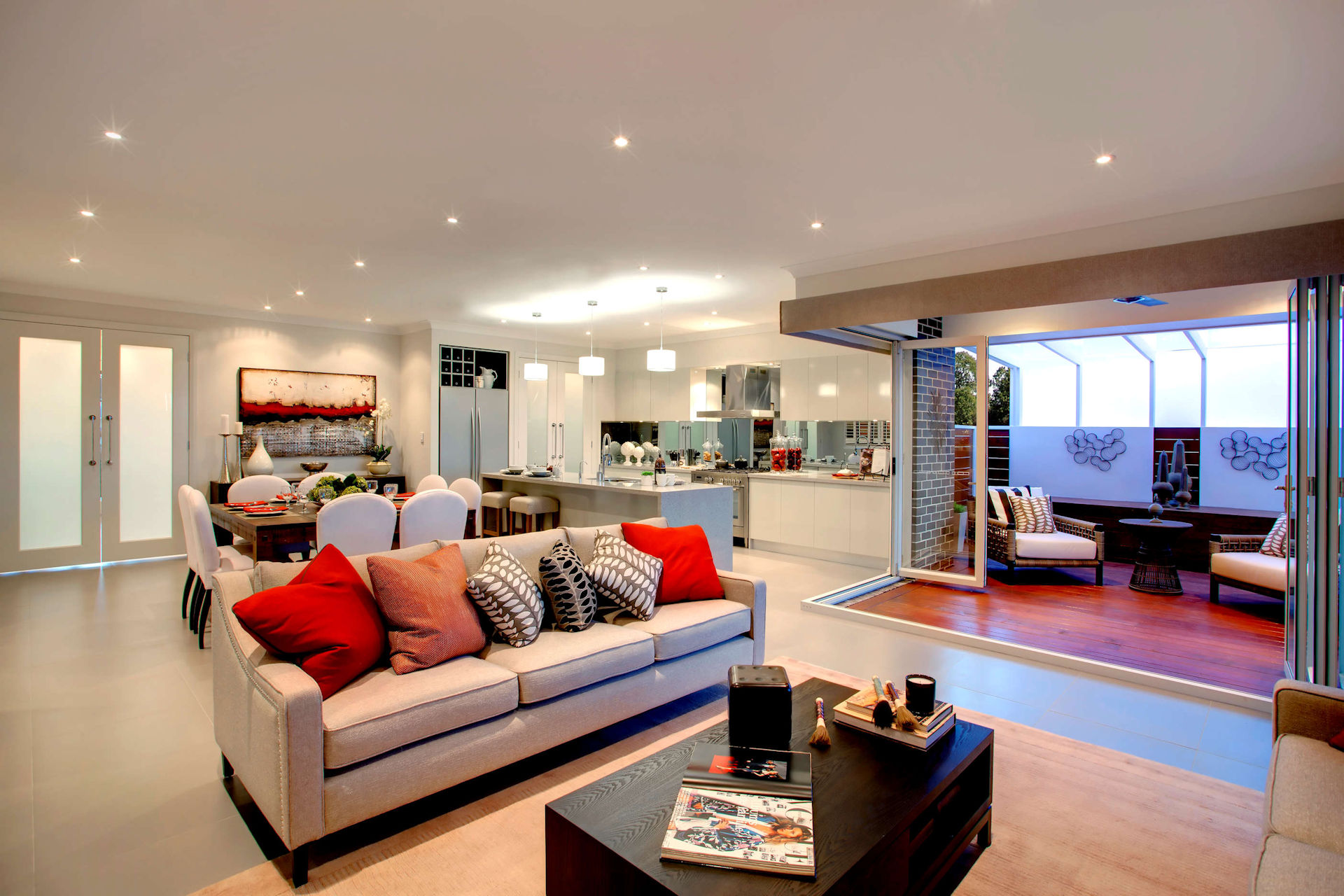 90 & 135 degree corner Bi-Fold & Stacker doors